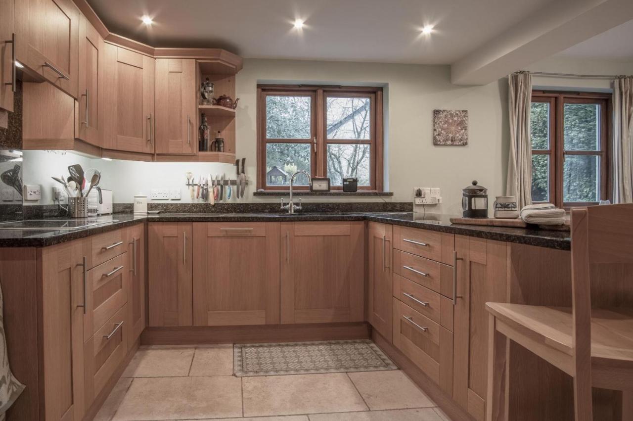 Llais Afon - 3 Bedroom Holiday Home - Фишгард Экстерьер фото