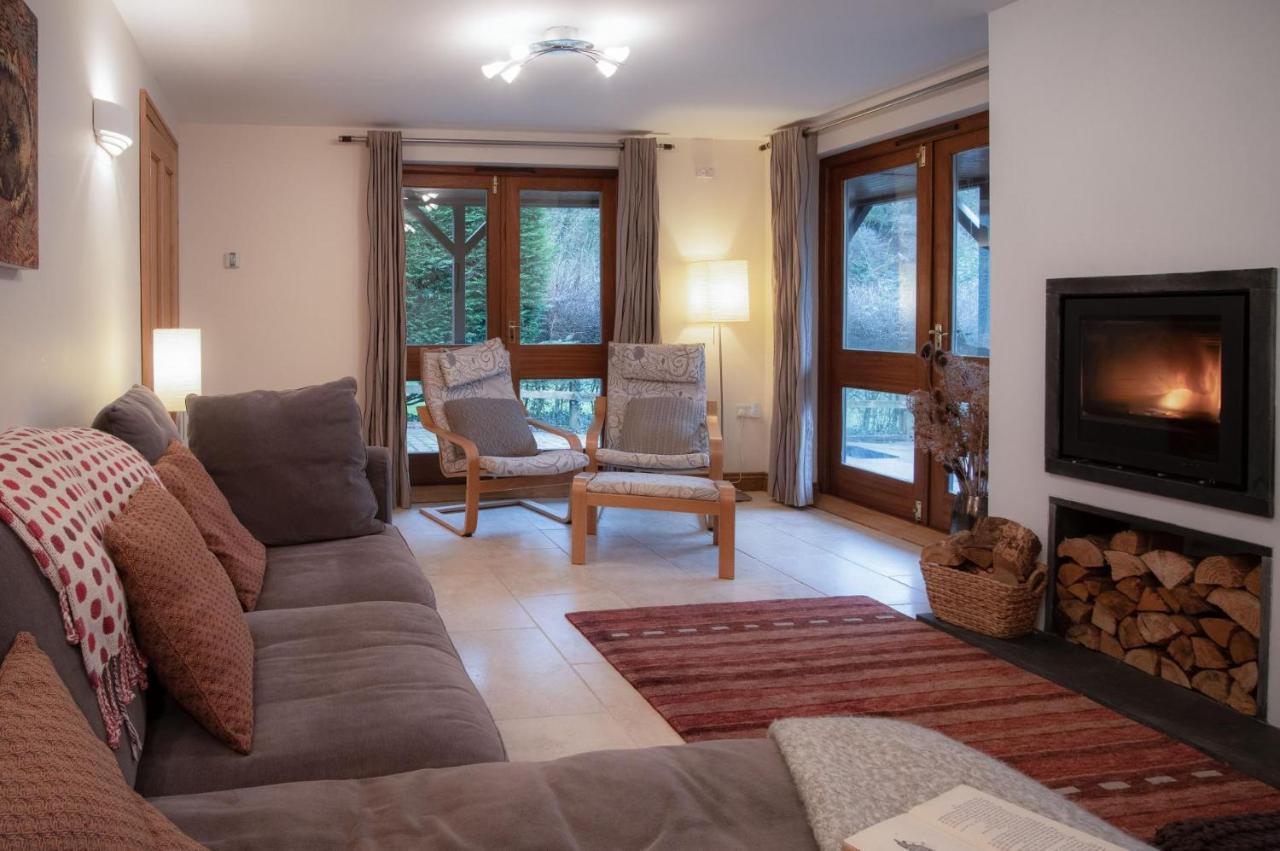 Llais Afon - 3 Bedroom Holiday Home - Фишгард Экстерьер фото