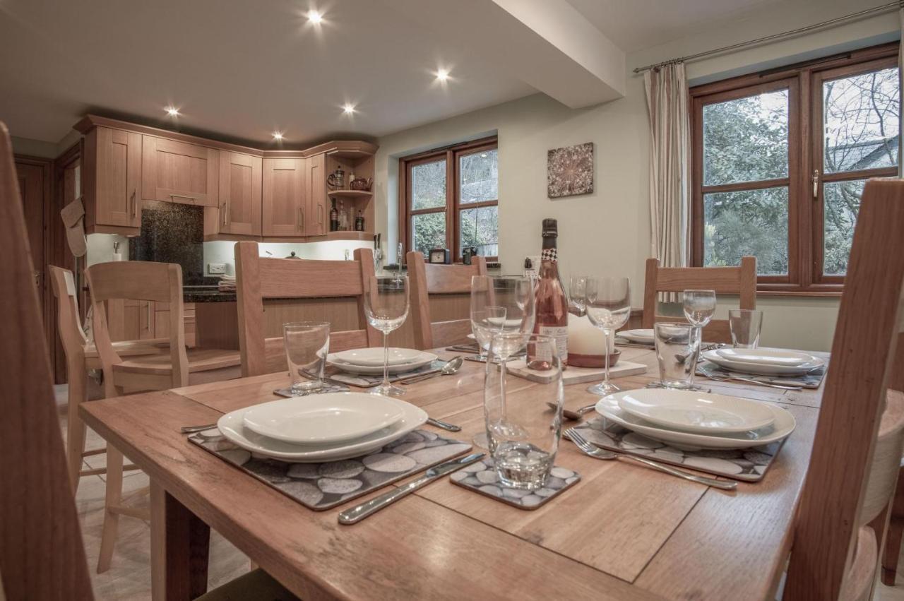 Llais Afon - 3 Bedroom Holiday Home - Фишгард Экстерьер фото