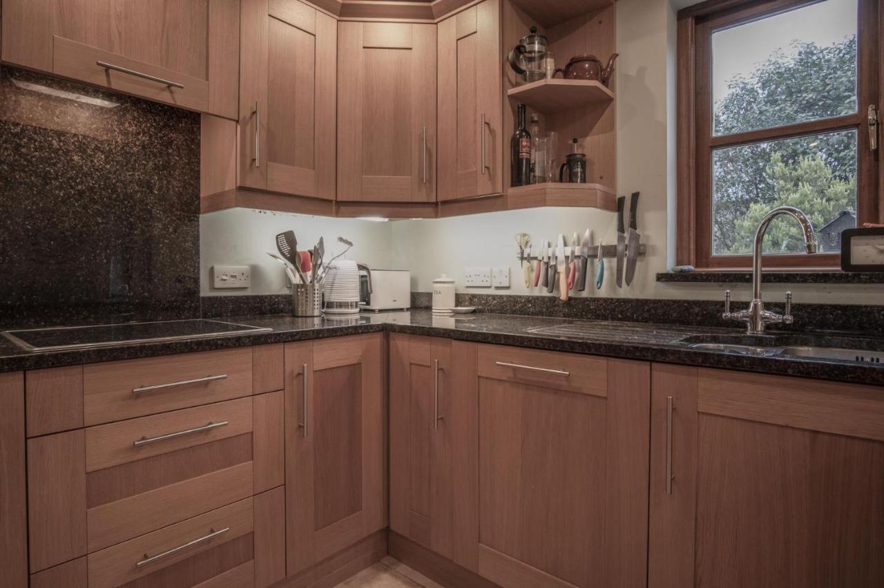 Llais Afon - 3 Bedroom Holiday Home - Фишгард Экстерьер фото