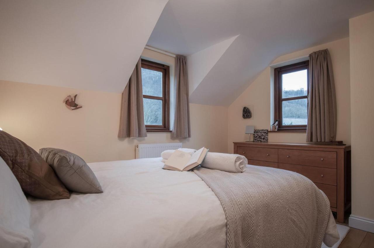 Llais Afon - 3 Bedroom Holiday Home - Фишгард Экстерьер фото