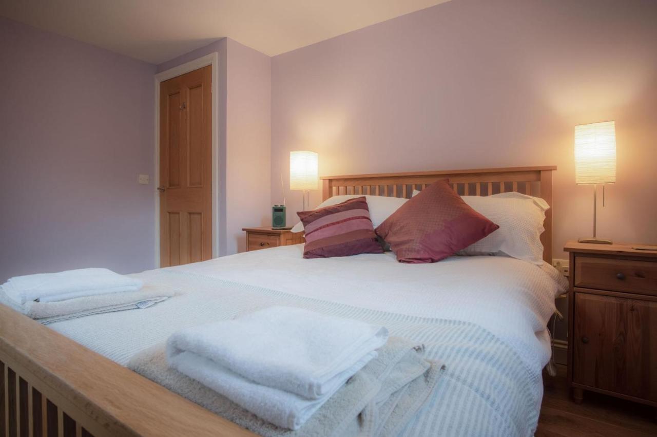 Llais Afon - 3 Bedroom Holiday Home - Фишгард Экстерьер фото