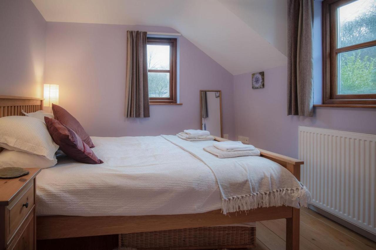 Llais Afon - 3 Bedroom Holiday Home - Фишгард Экстерьер фото