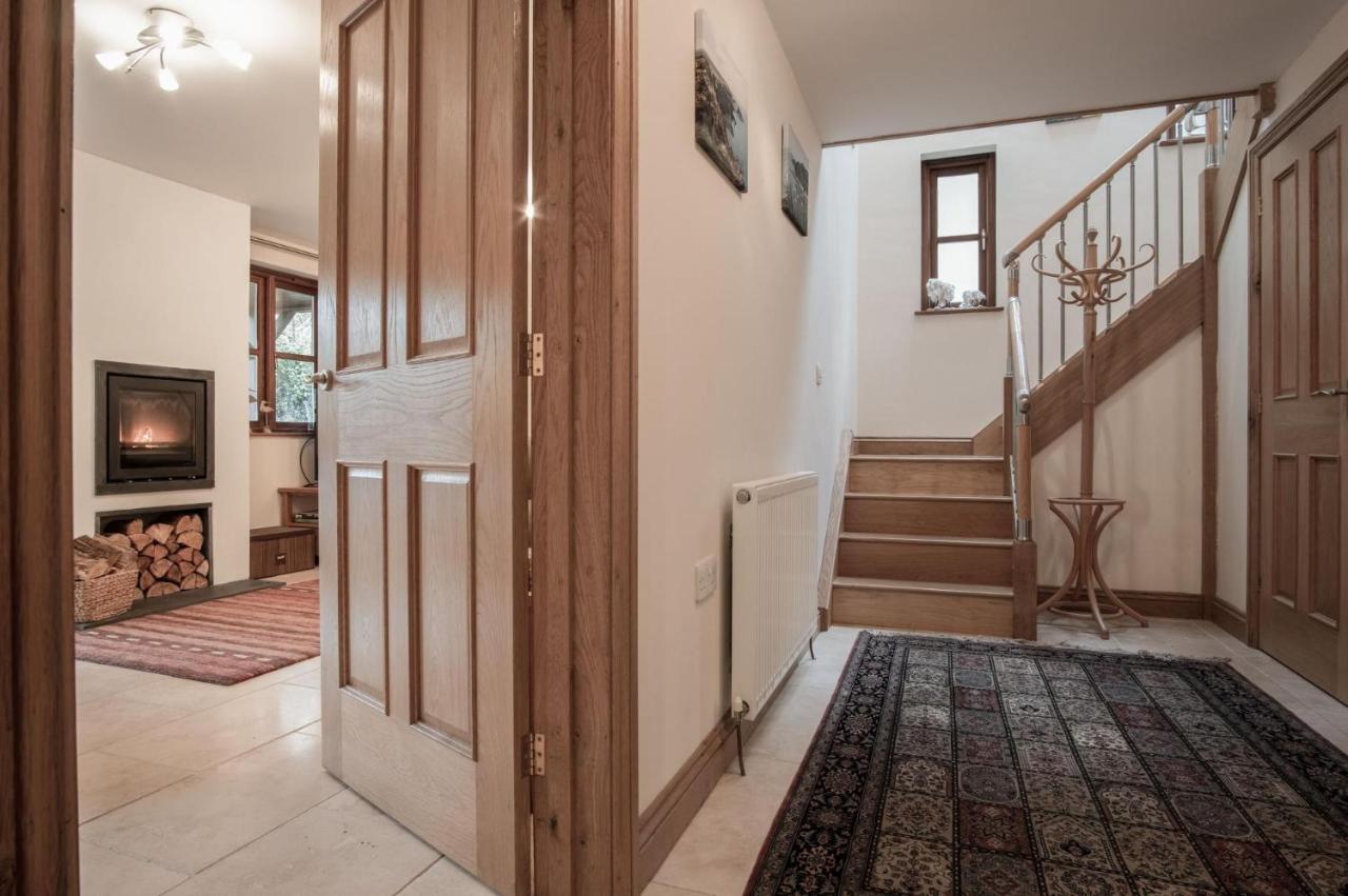 Llais Afon - 3 Bedroom Holiday Home - Фишгард Экстерьер фото